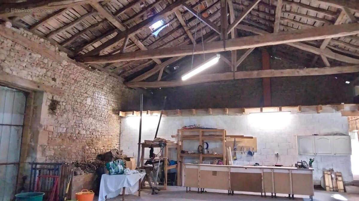 GRANGE - Maison à PRESSAC