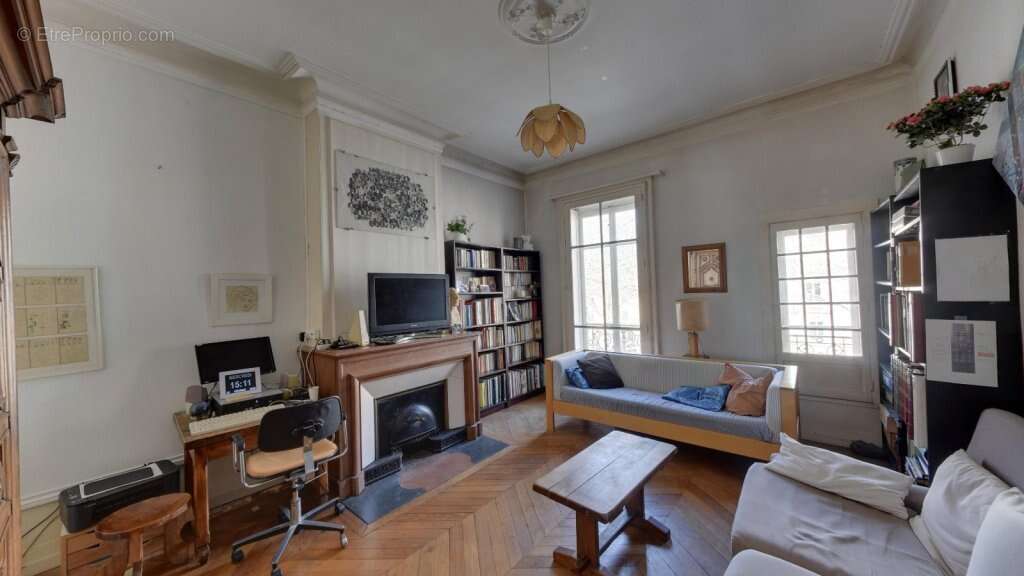 Appartement à LYON-1E