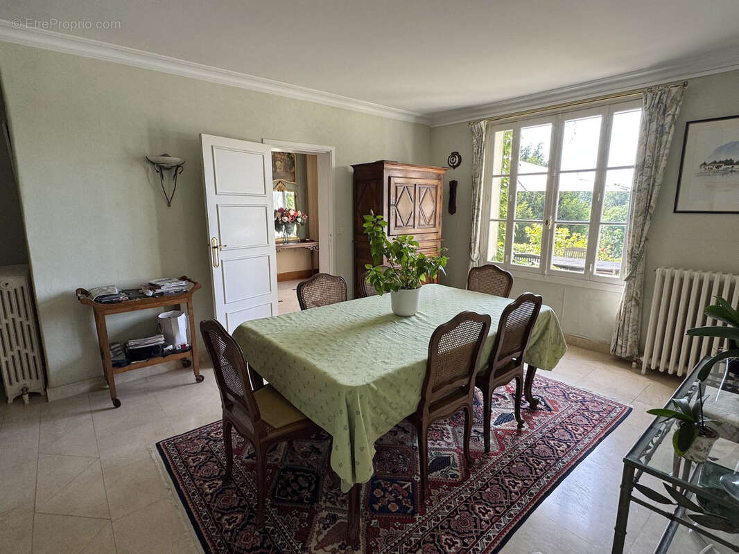 Maison à CHINON