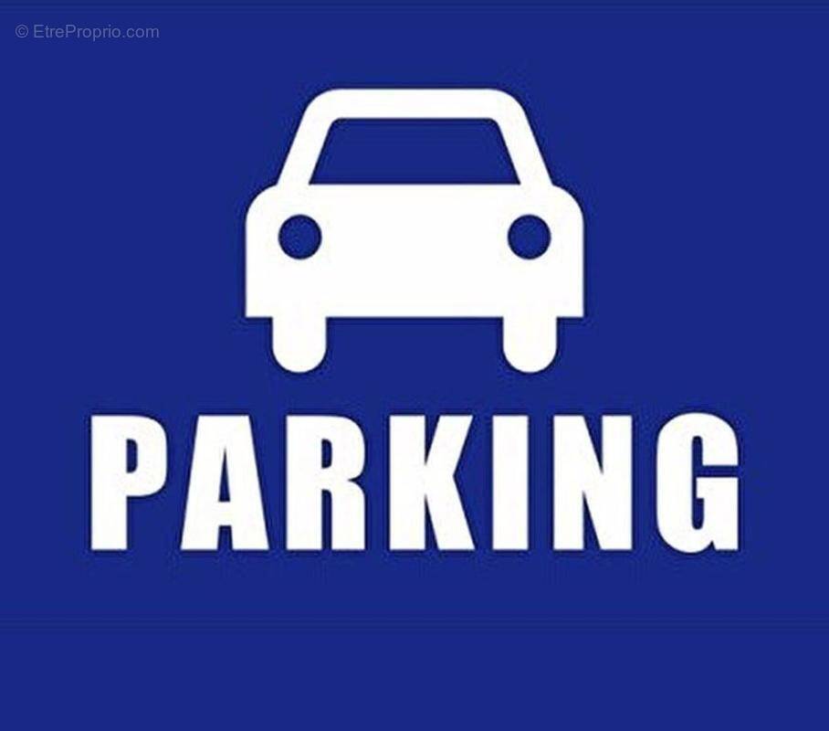 Parking à CAGNES-SUR-MER