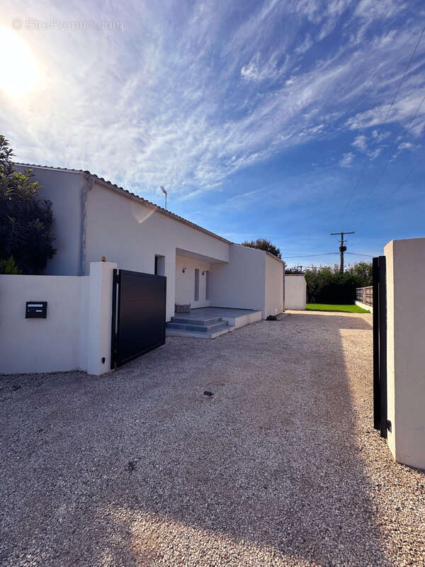 Maison à HYERES