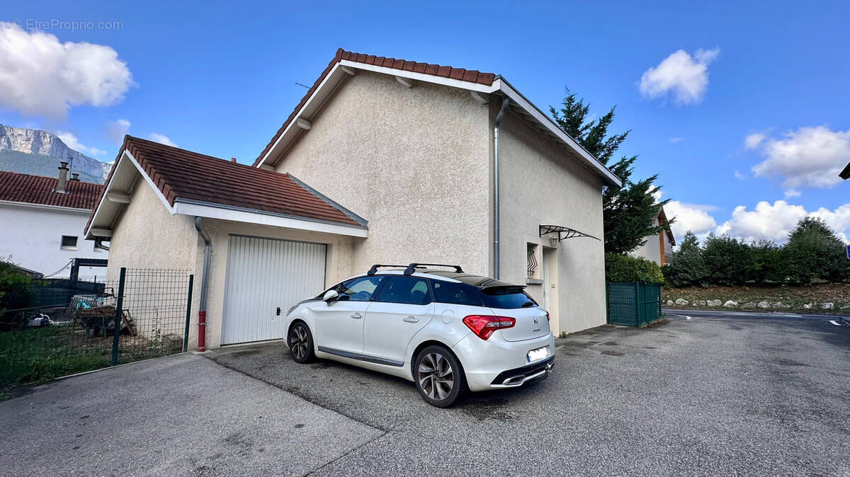 Maison à FONTANIL-CORNILLON