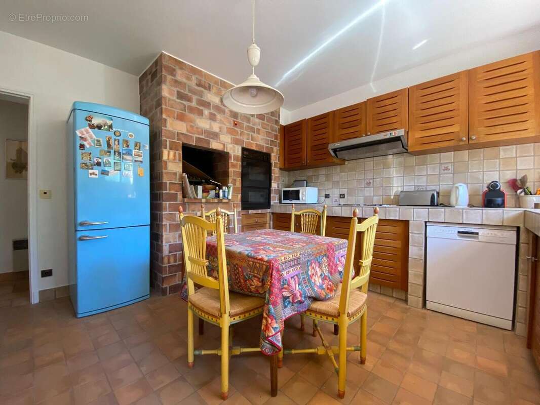 Photo 7 - Maison à LE REVEST-LES-EAUX