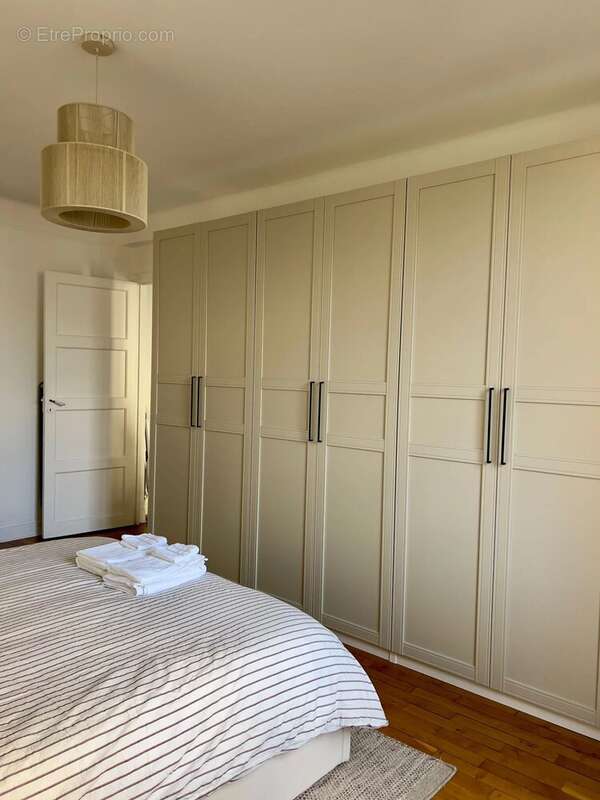 Paris 15ᵉ – La Motte-Picquet Grenelle – Superbe 2 pièces de 53 m² entièrement rénové - photo 6
