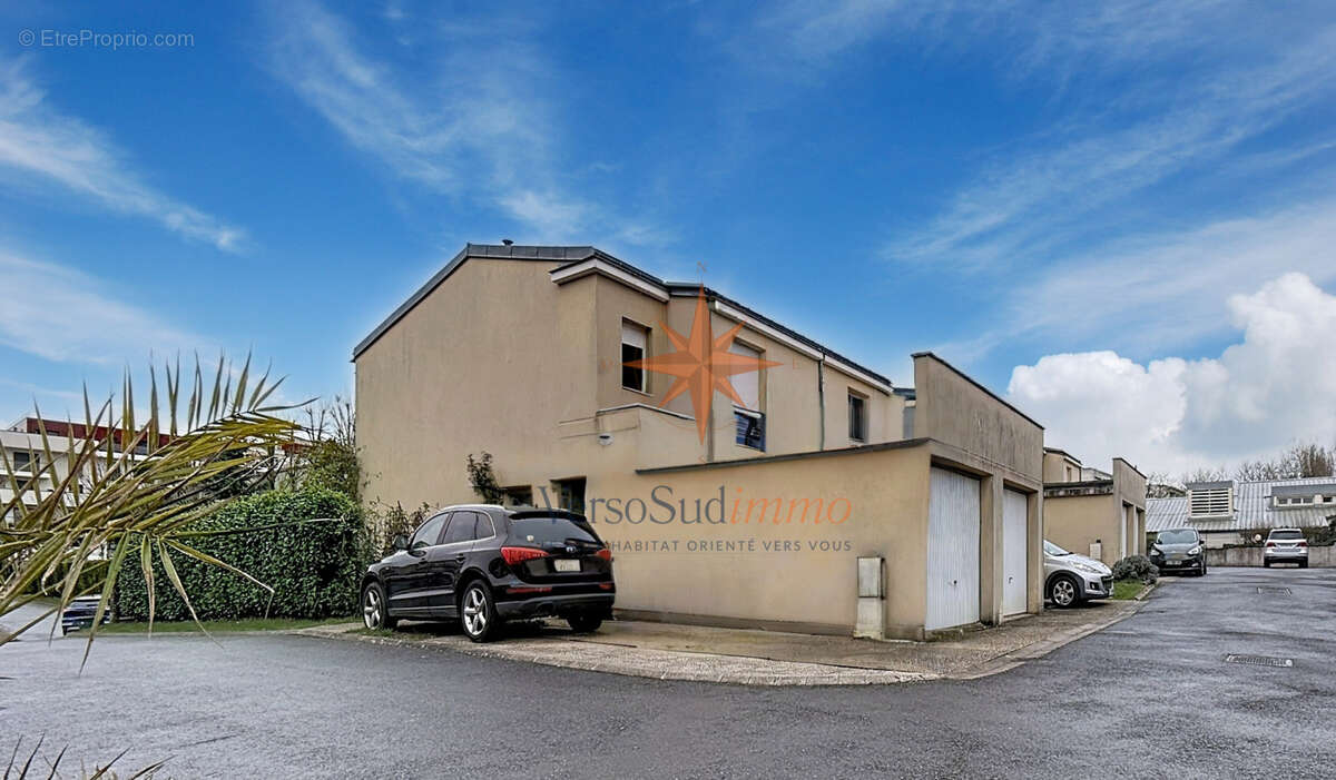 Maison à CHAMPS-SUR-MARNE