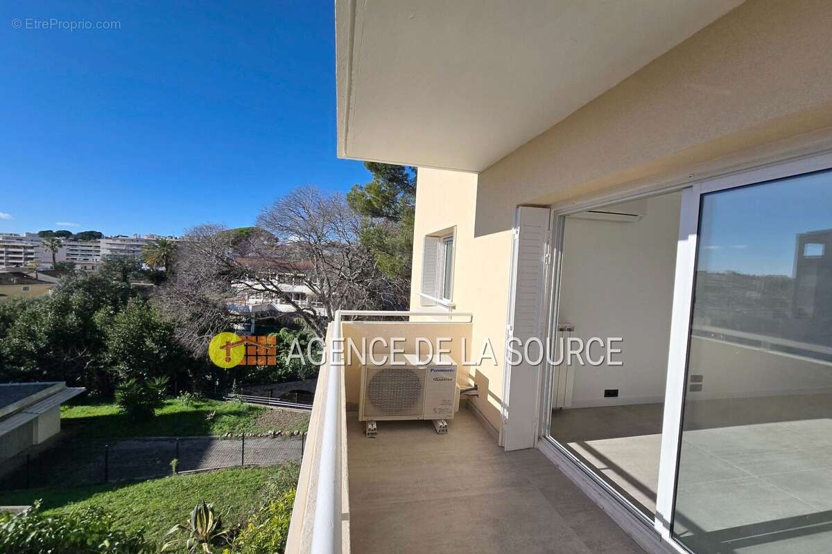 Appartement à LE CANNET