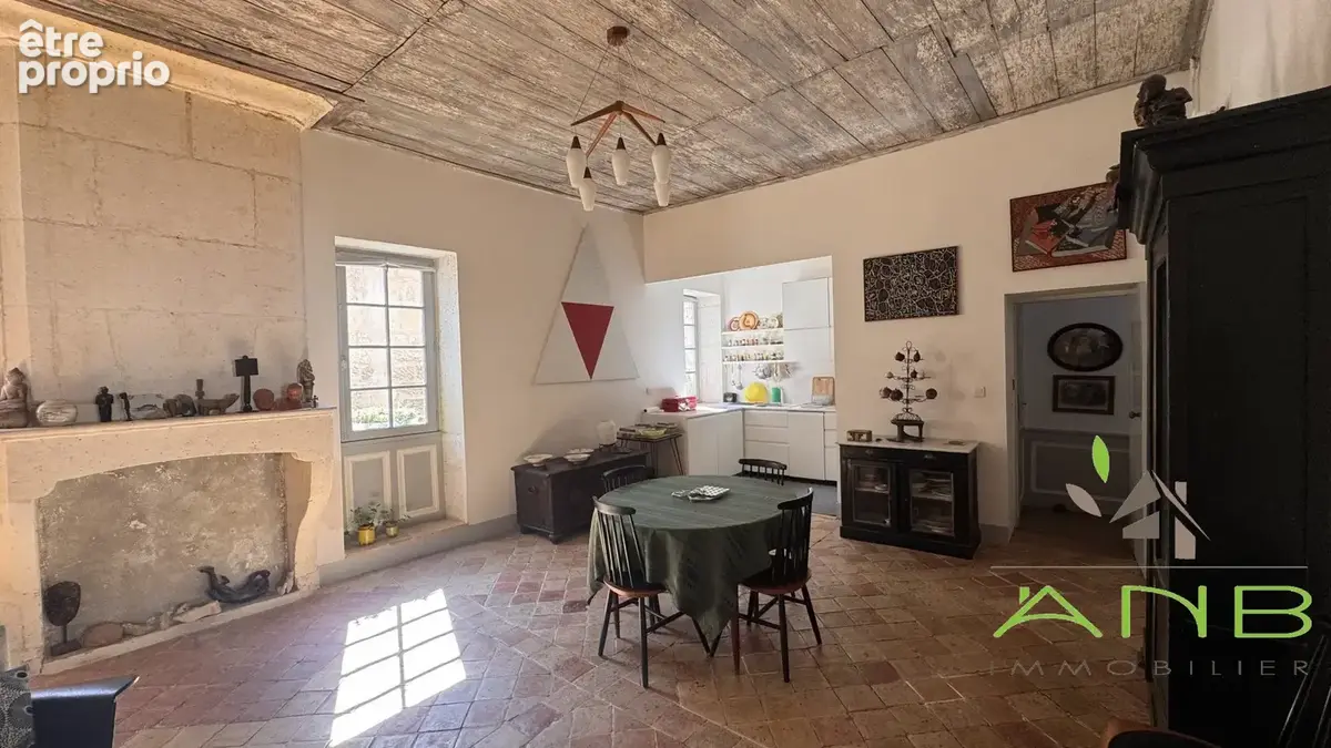 Maison 320 m² à Angouleme  - photo 8