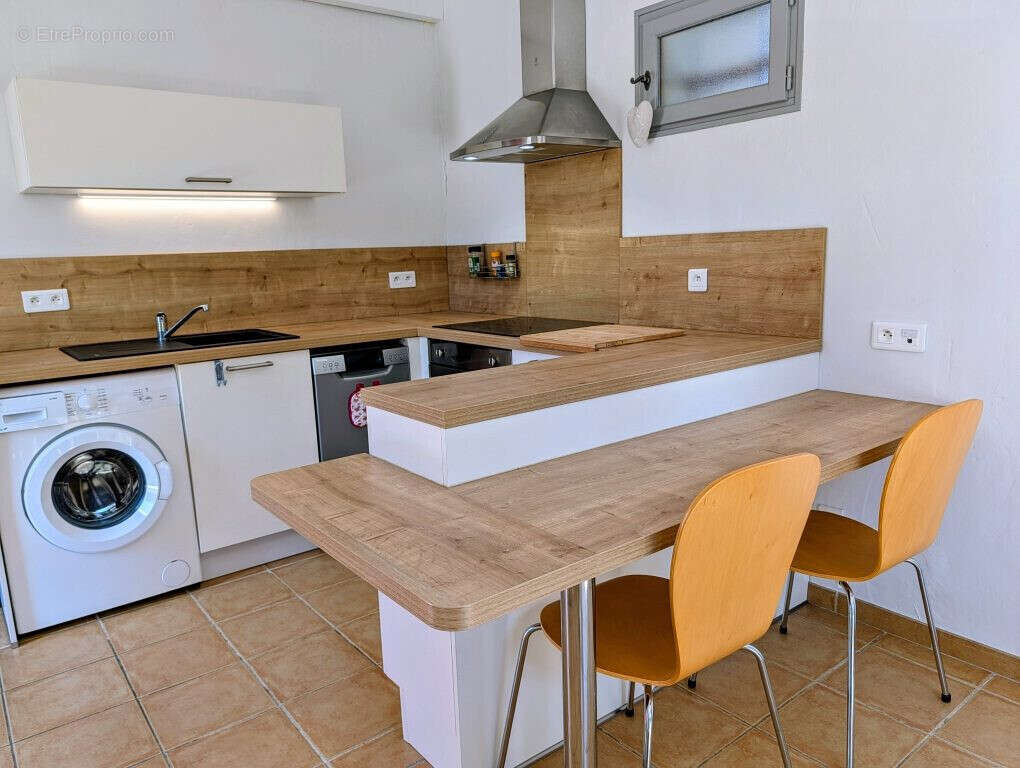 Maison 227 m² à Eyragues  - photo 6