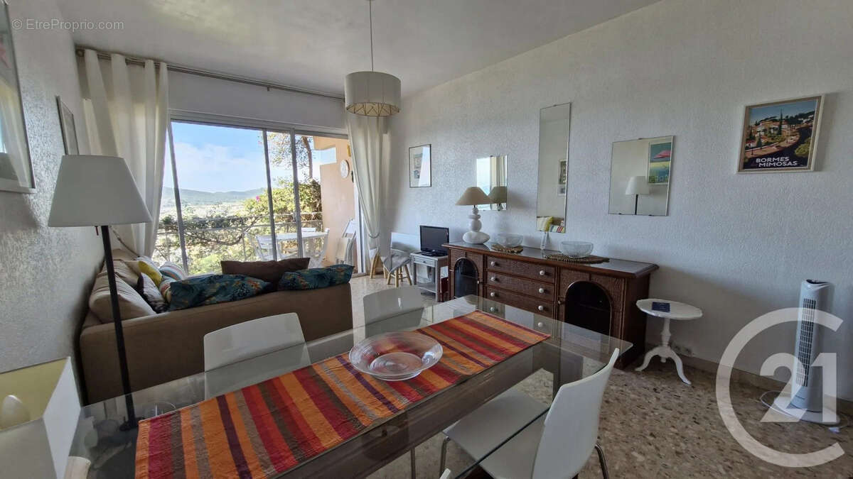 Appartement à LE LAVANDOU