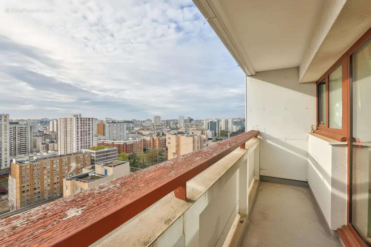 Appartement à PARIS-15E