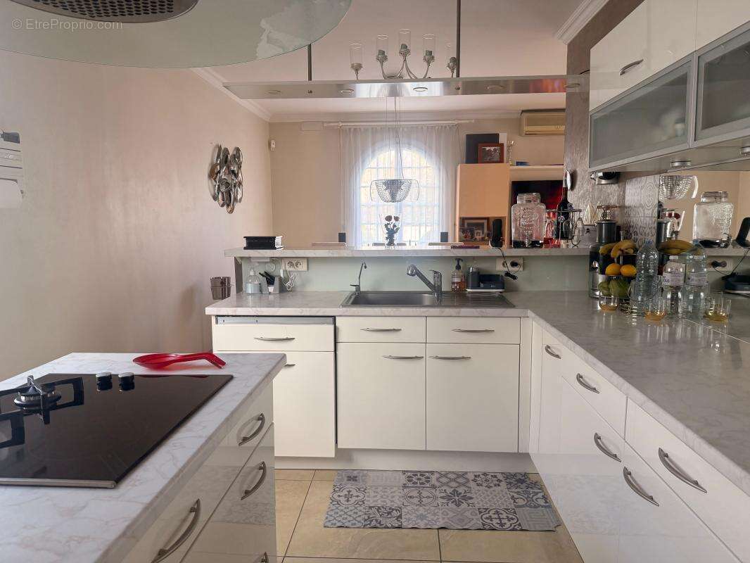 Maison à BRUGUIERES