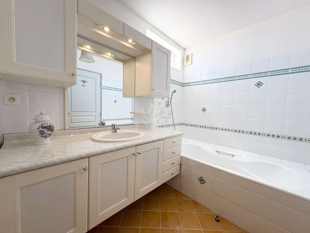 Appartement à SANARY-SUR-MER
