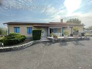 Maison à BAS-ET-LEZAT