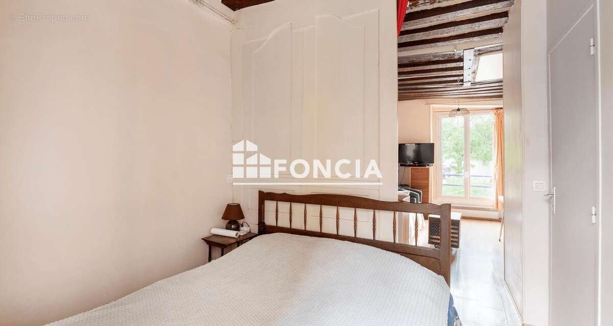 Appartement à PARIS-10E