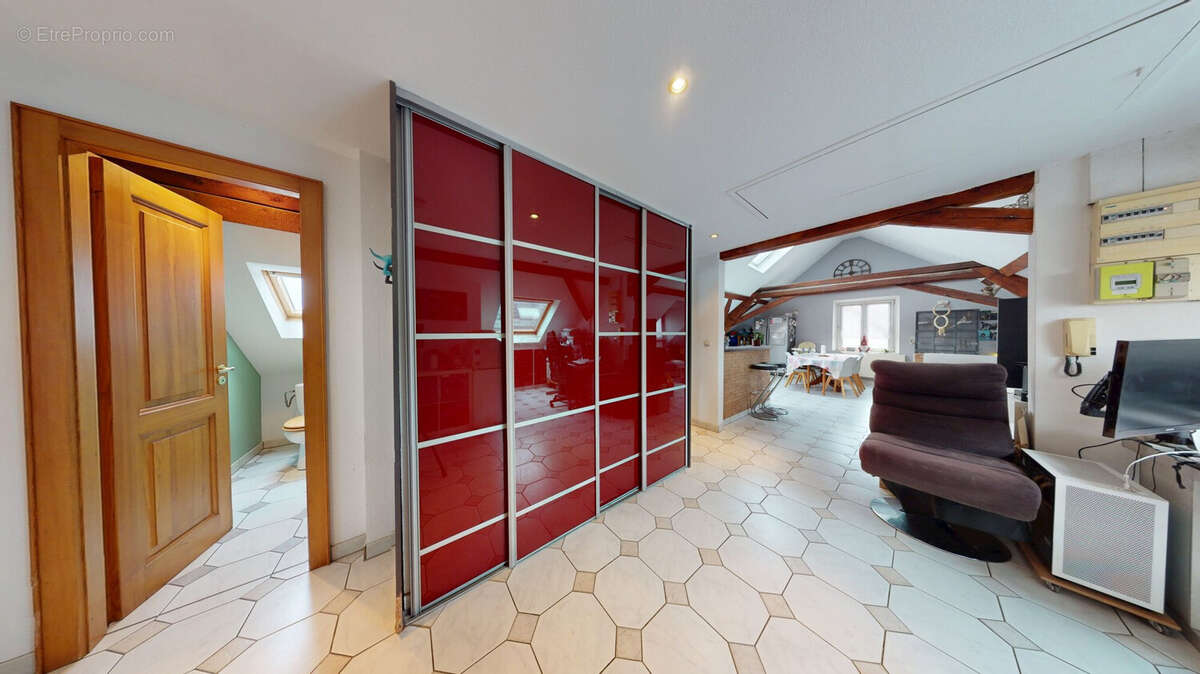 Appartement 70 m² à Mommenheim  - photo 4