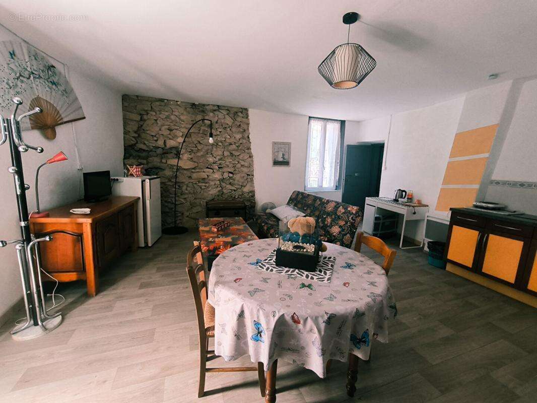 Maison à LEZIGNAN-CORBIERES