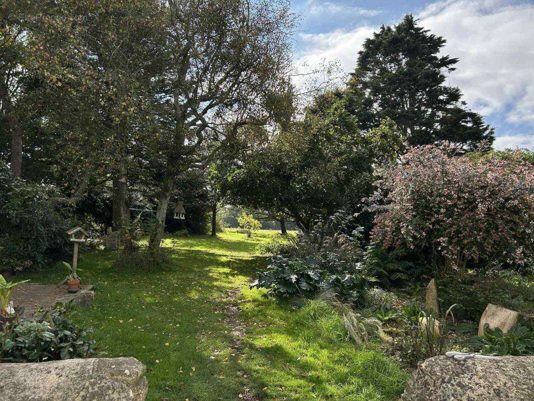 Maison à BEUZEC-CAP-SIZUN