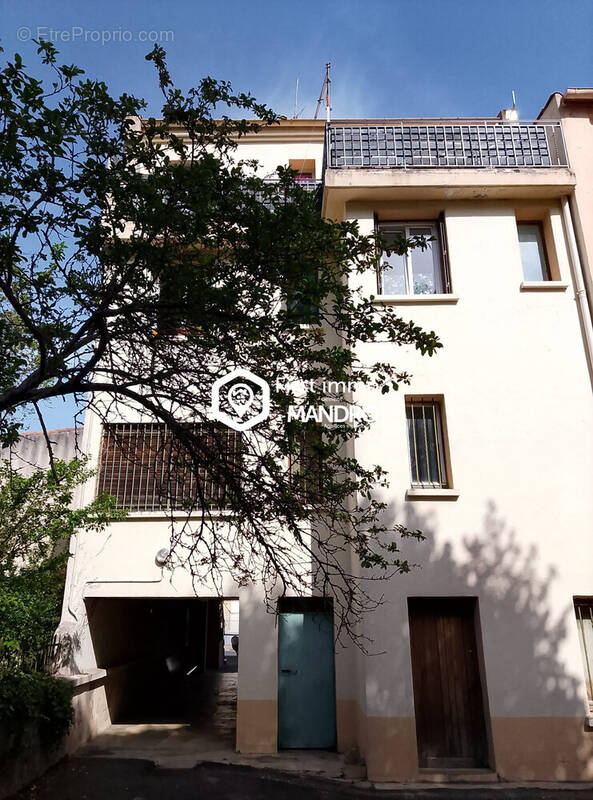 arrière - Appartement à CAUDIES-DE-FENOUILLEDES
