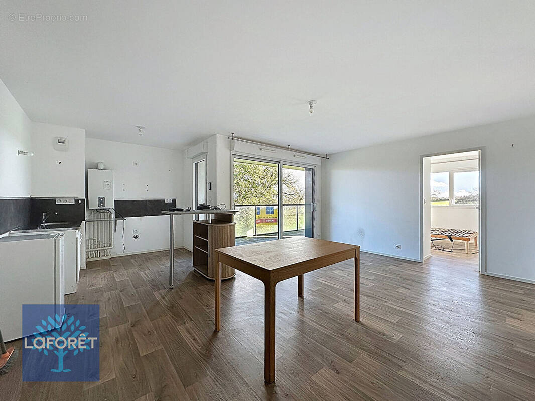 Appartement à LIFFRE