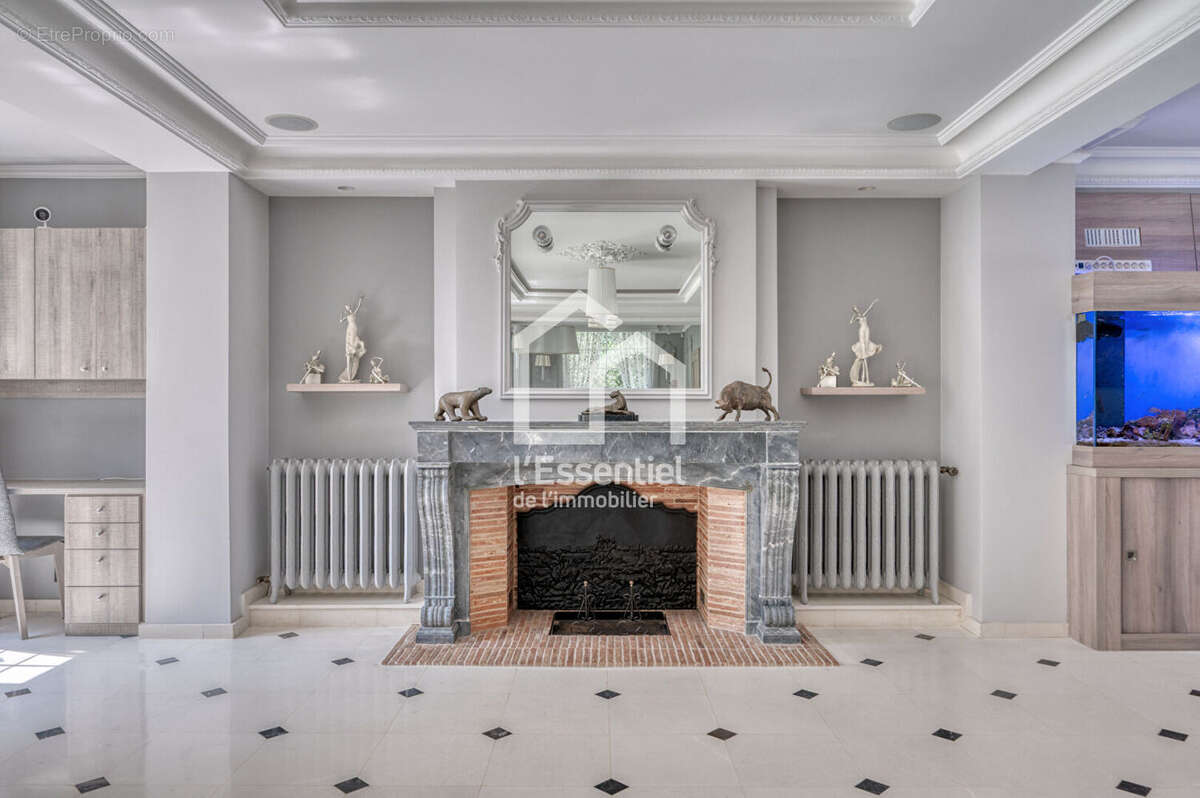 Maison à MAISONS-LAFFITTE