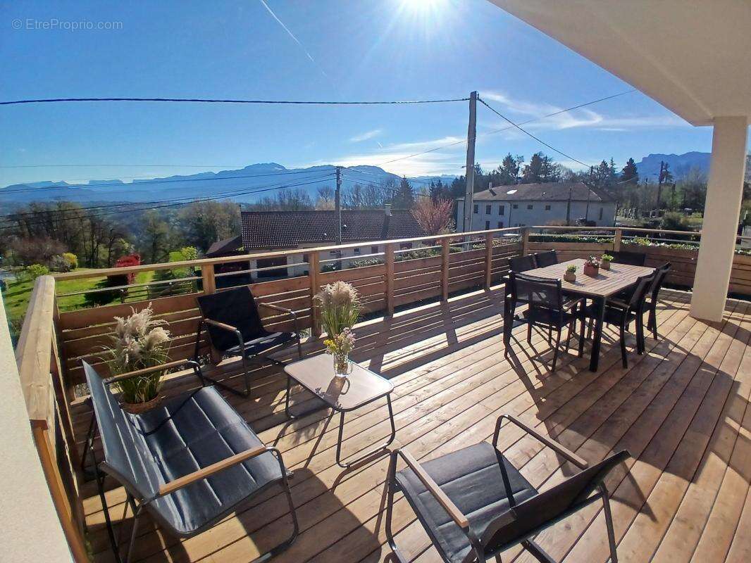 Maison à BEAUCROISSANT