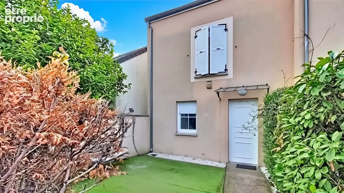 Maison à LIMEIL-BREVANNES