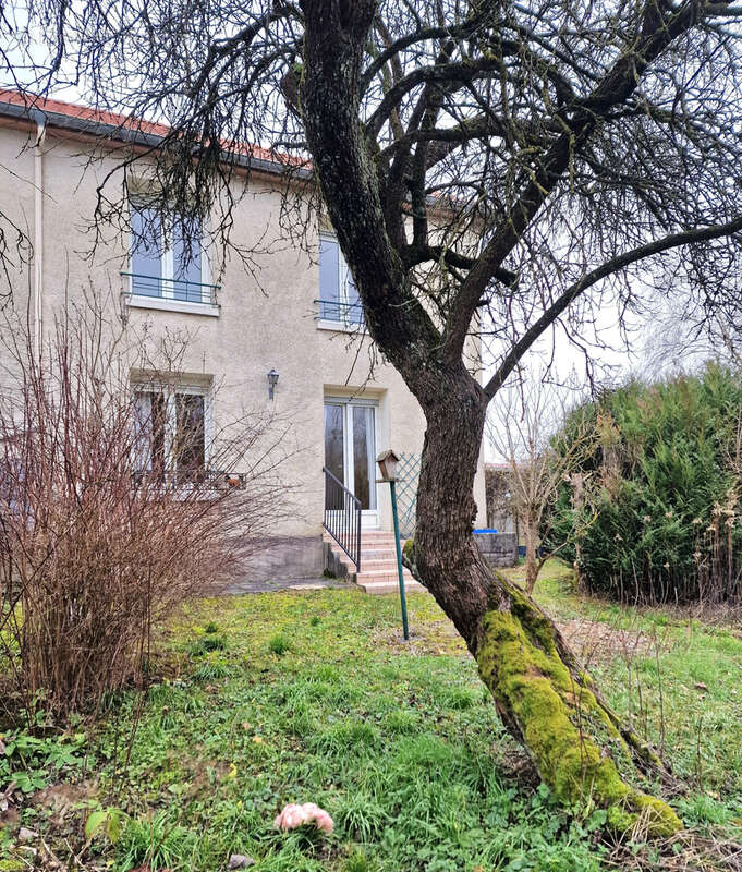 Maison à PAGNY-SUR-MEUSE