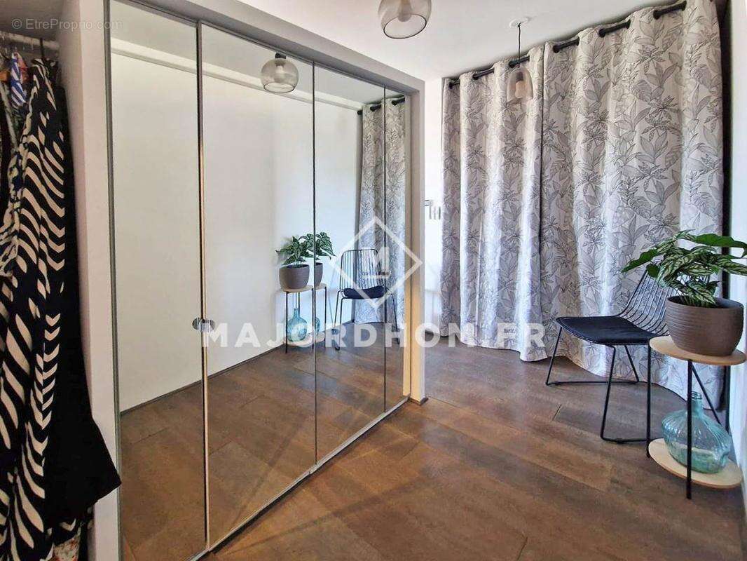 Vente Type 4 dernier étage terrasse de 35 m2 calme vue dégagée 13010 - photo 18