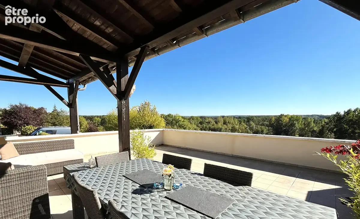 Belle maison en pierre, piscine et vue panoramique : le trio gagnant ! - photo 5