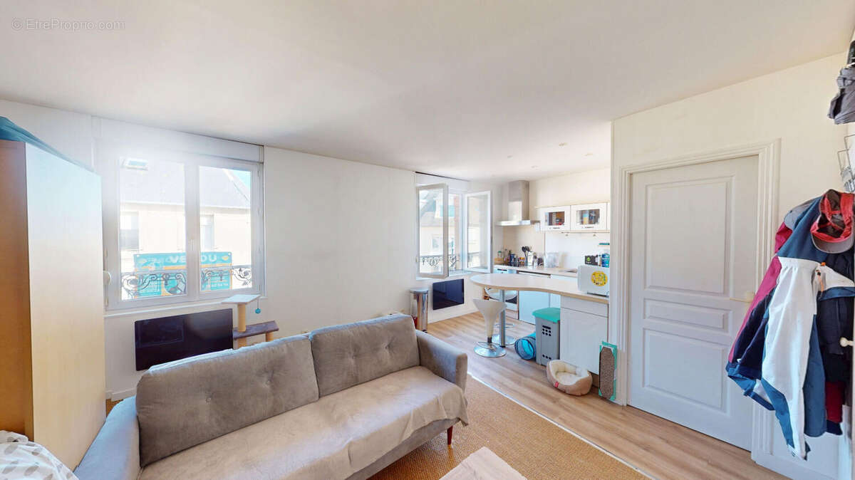 Appartement à OUISTREHAM