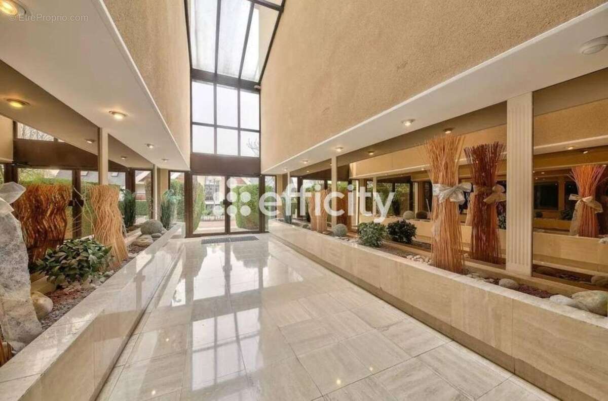 Appartement à JOUY-EN-JOSAS