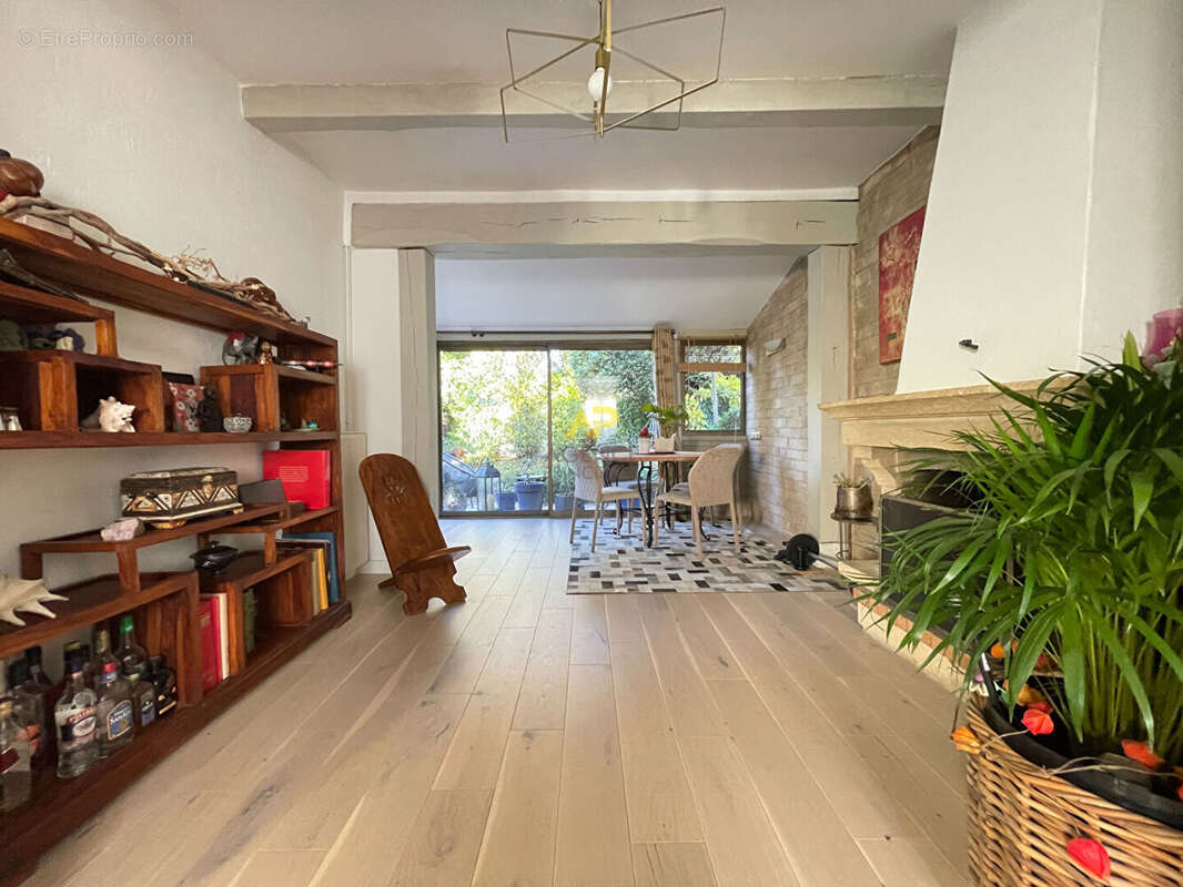 Maison à MONTIGNY-LES-CORMEILLES