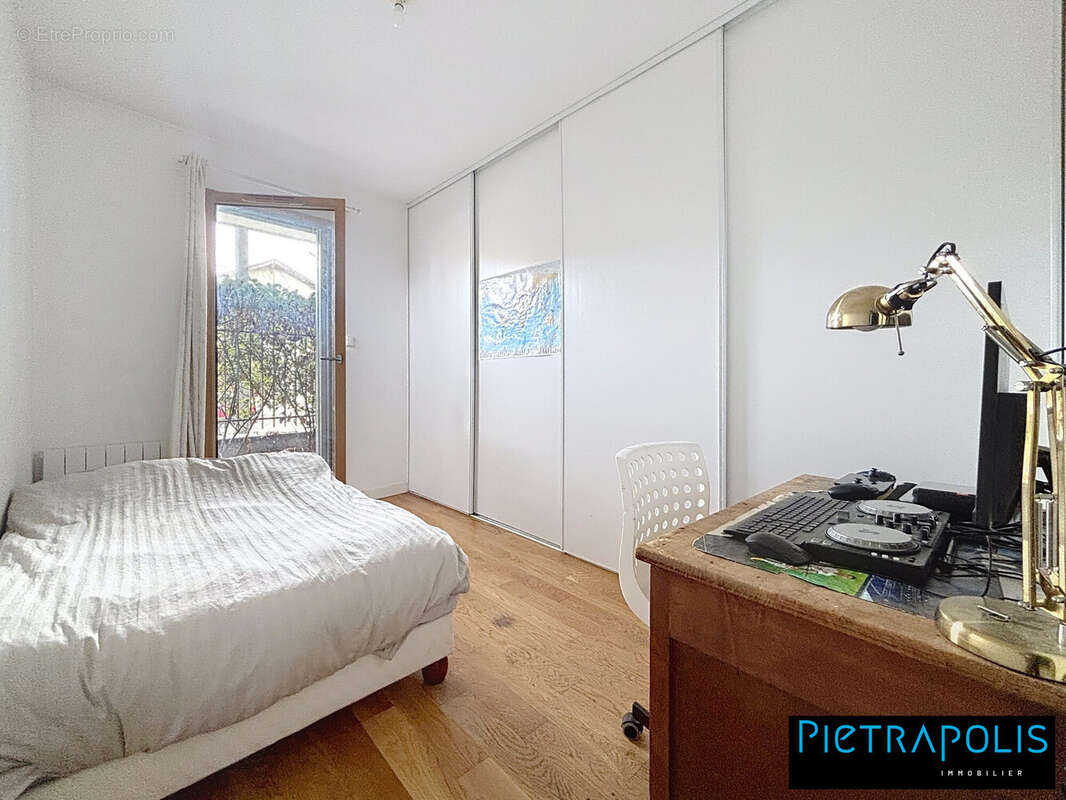 Appartement à LYON-4E