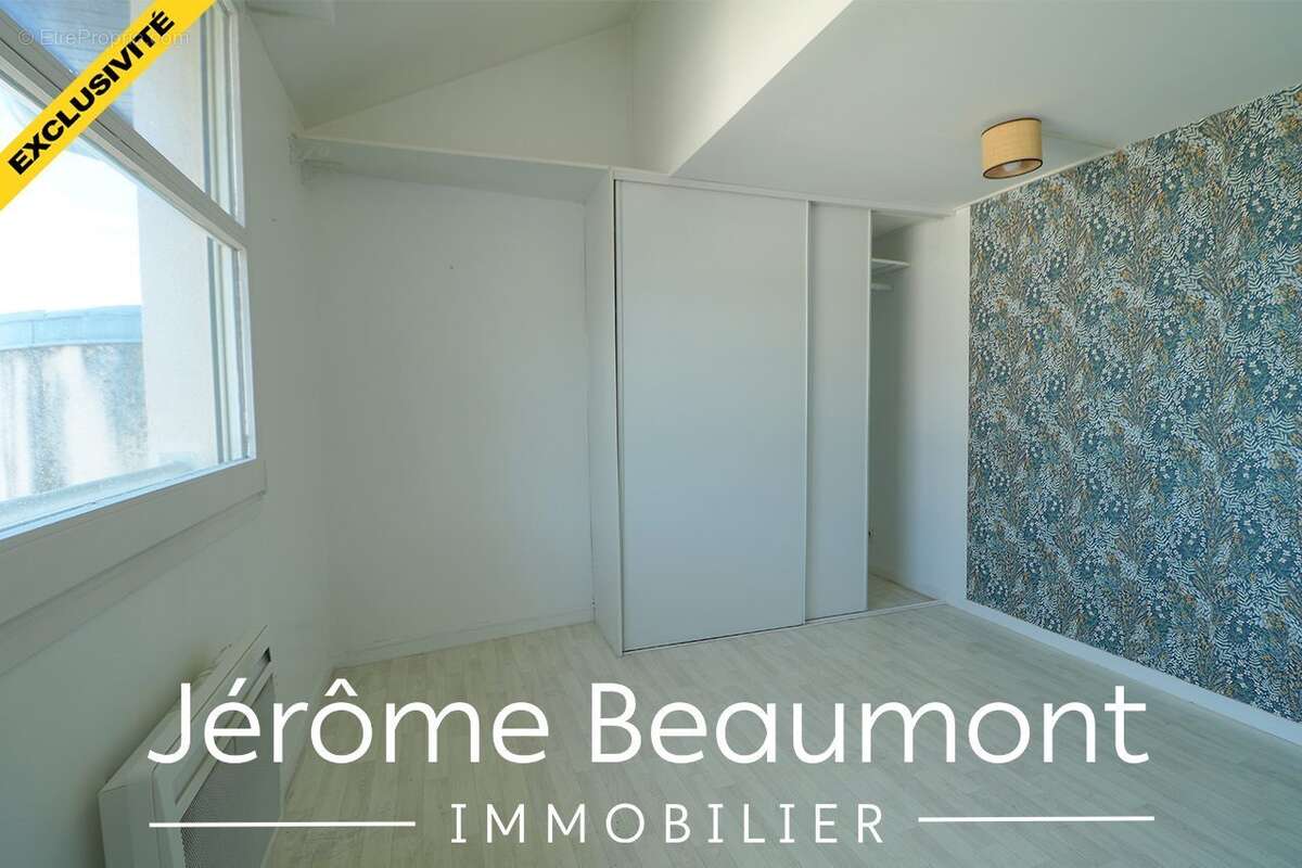 Appartement à EZANVILLE