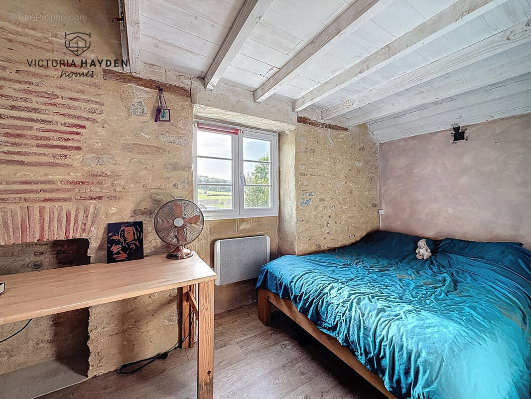 Maison à LACOMMANDE