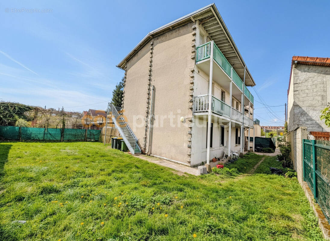 Appartement à VILLENEUVE-SAINT-GEORGES