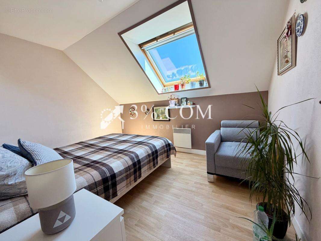 Duplex lumineux avec balcon à Sainte-Cécile Plage - photo 4