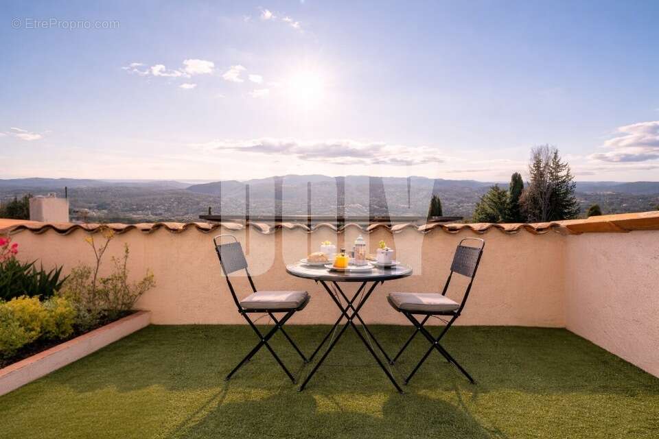 Maison à GRASSE