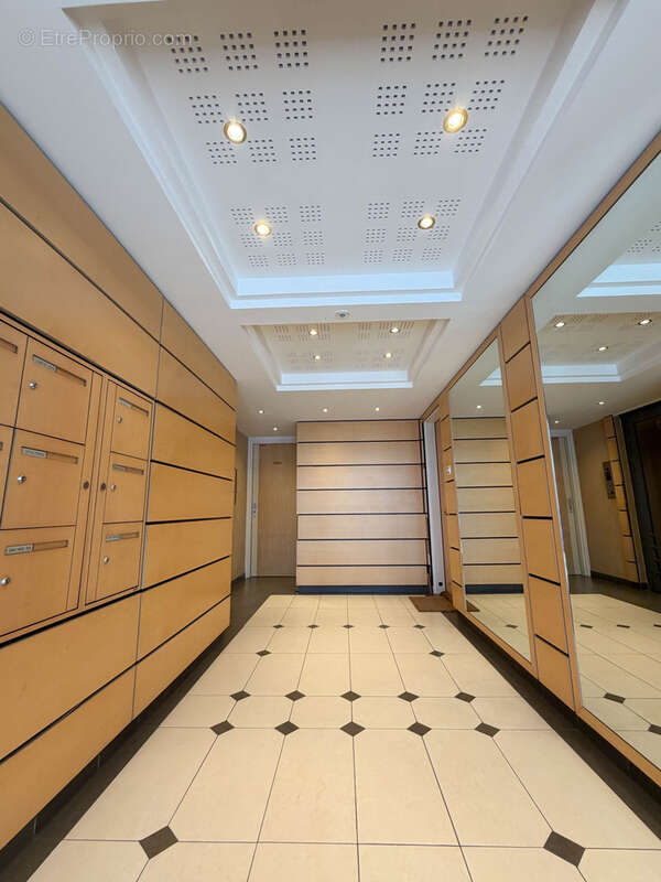Appartement à SURESNES