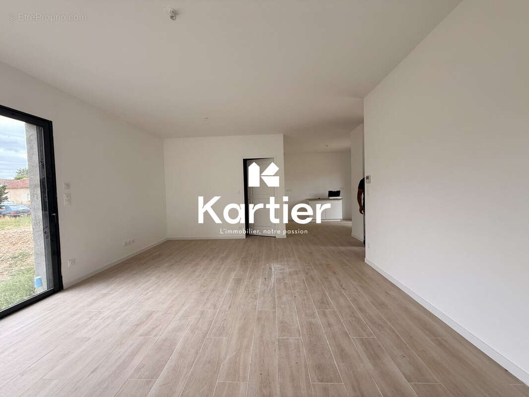 Maison à SAINT-SEURIN-SUR-L&#039;ISLE