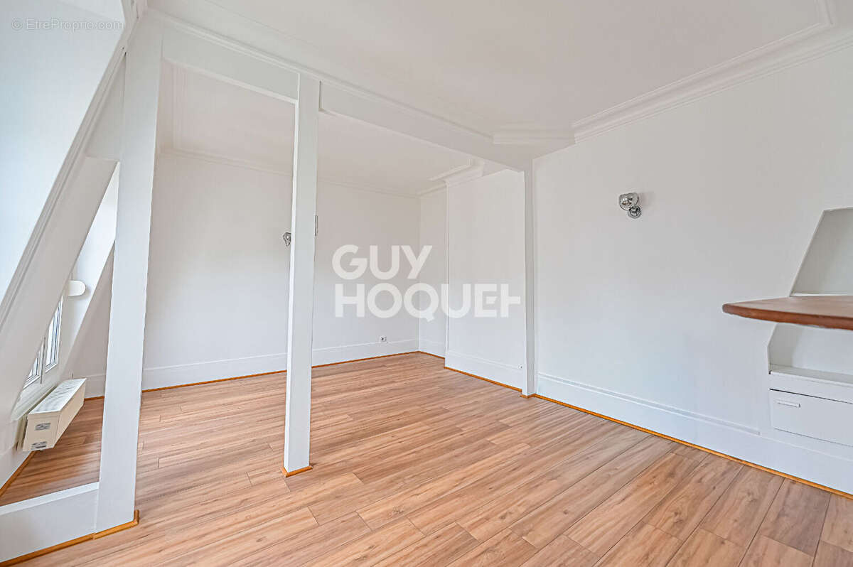 Appartement à PARIS-12E