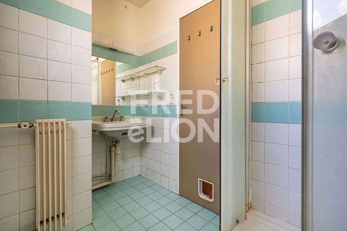Appartement à PARIS-11E