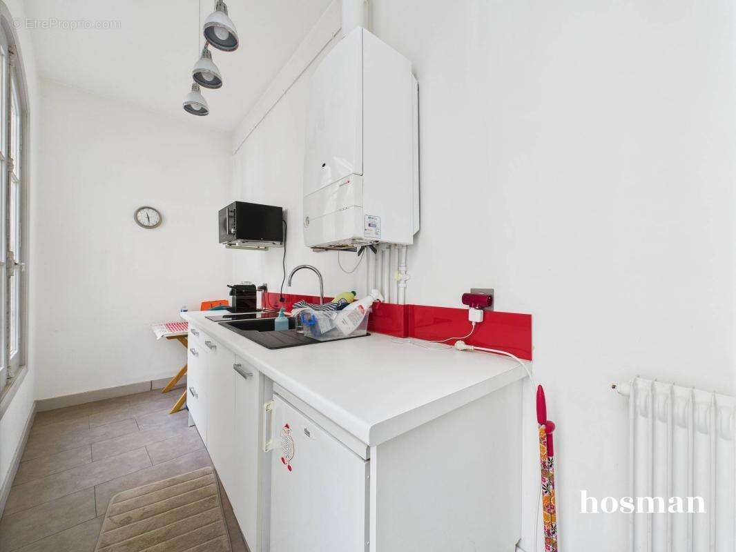 Local professionnel lumineux de 120 m² - Pouvant être transformé en appartement - Cours d'Alsace-et-Lorraine, Bordeaux - - photo 14