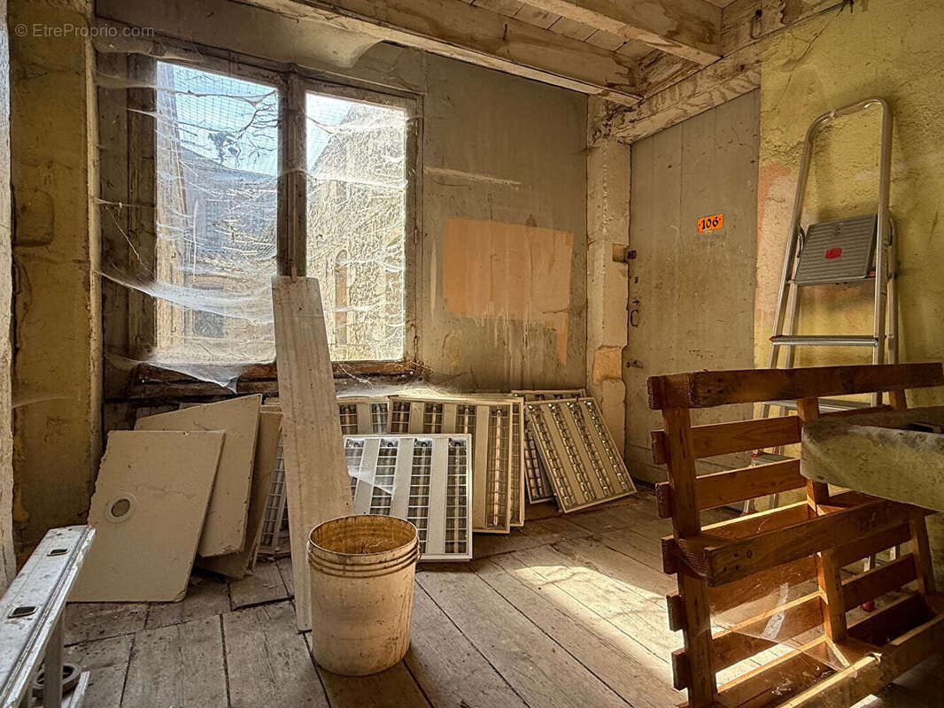 Immeuble de rapport - blaye centre - photo 4