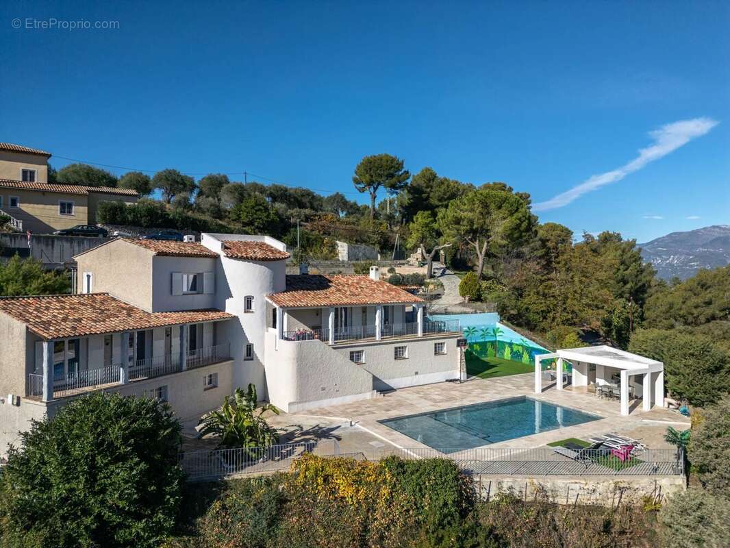 Maison à COLOMARS