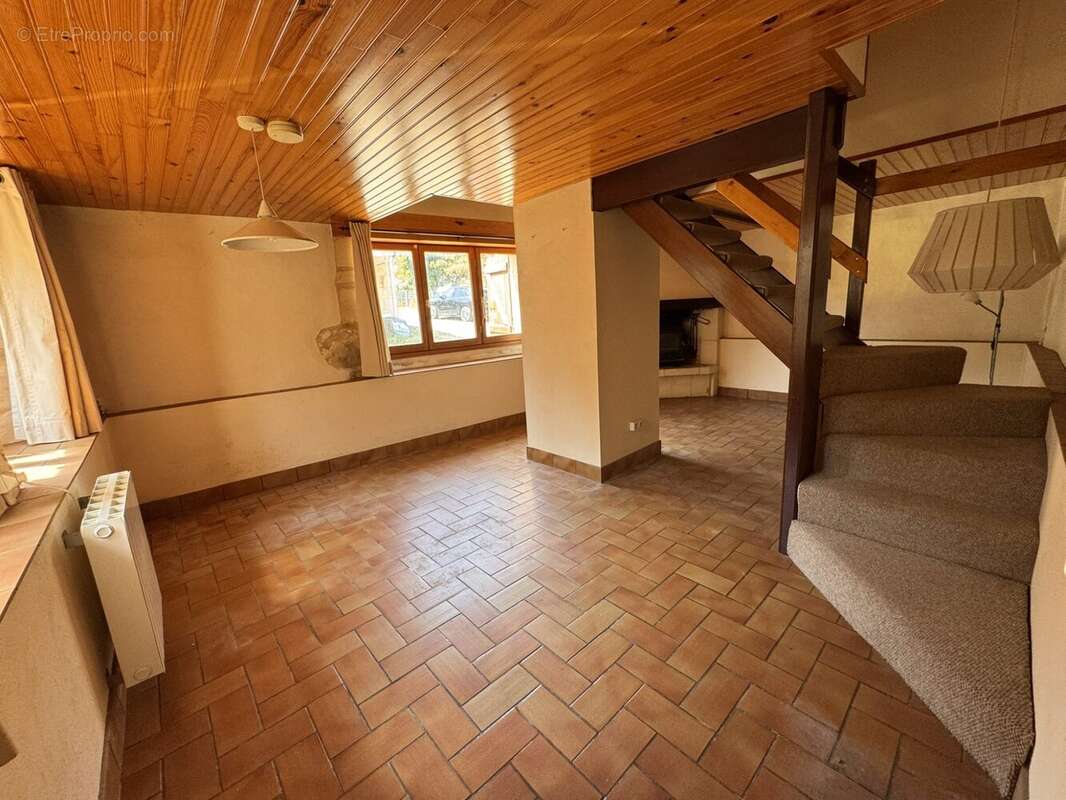 Maison 53 m² à Varzay  - photo 5