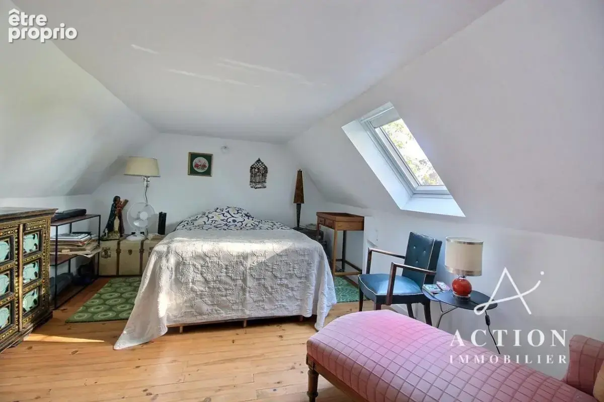 Leers -maison individuelle 137 m² - flamande - semi plain pied - 4 chambres - 2 garages - place de stationnement - jardin - photo 11