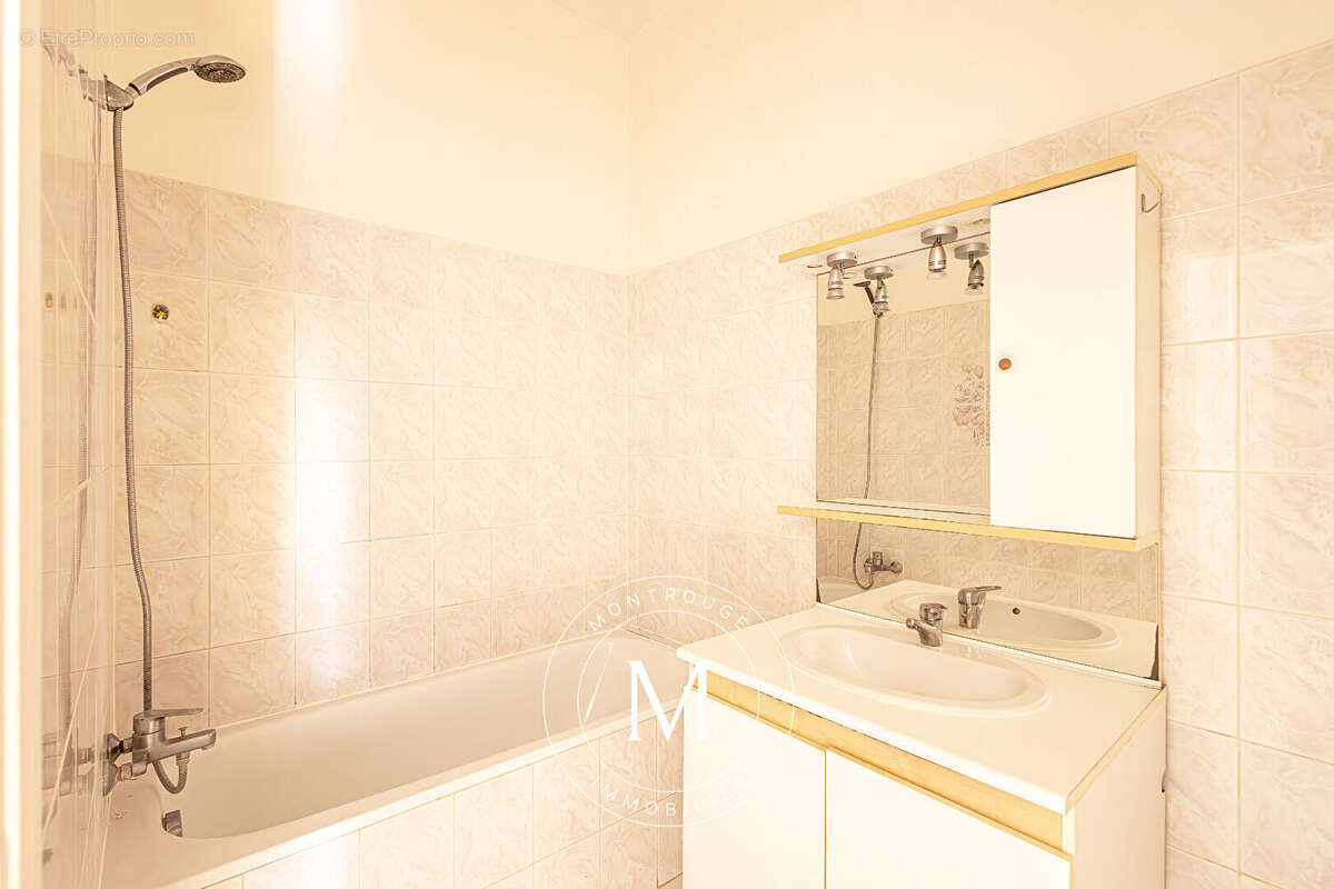 Appartement à MONTROUGE