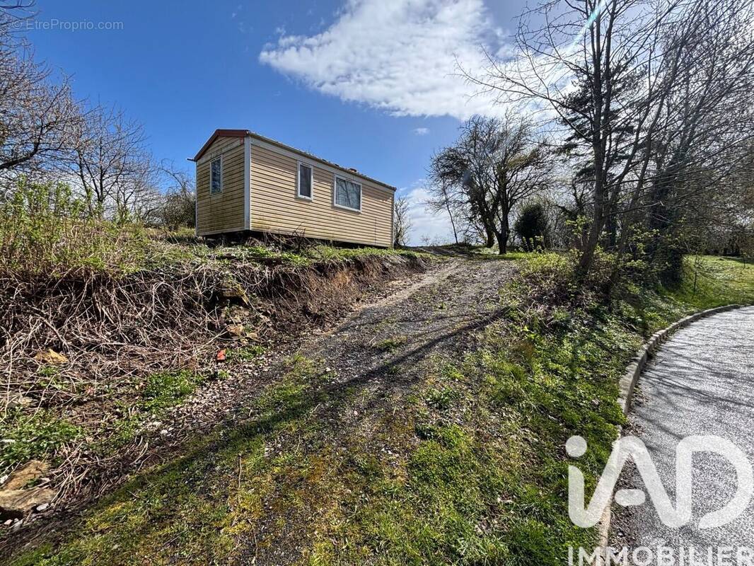 Photo 1 - Terrain à MONTCORNET