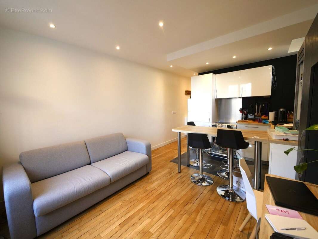 Appartement à SURESNES